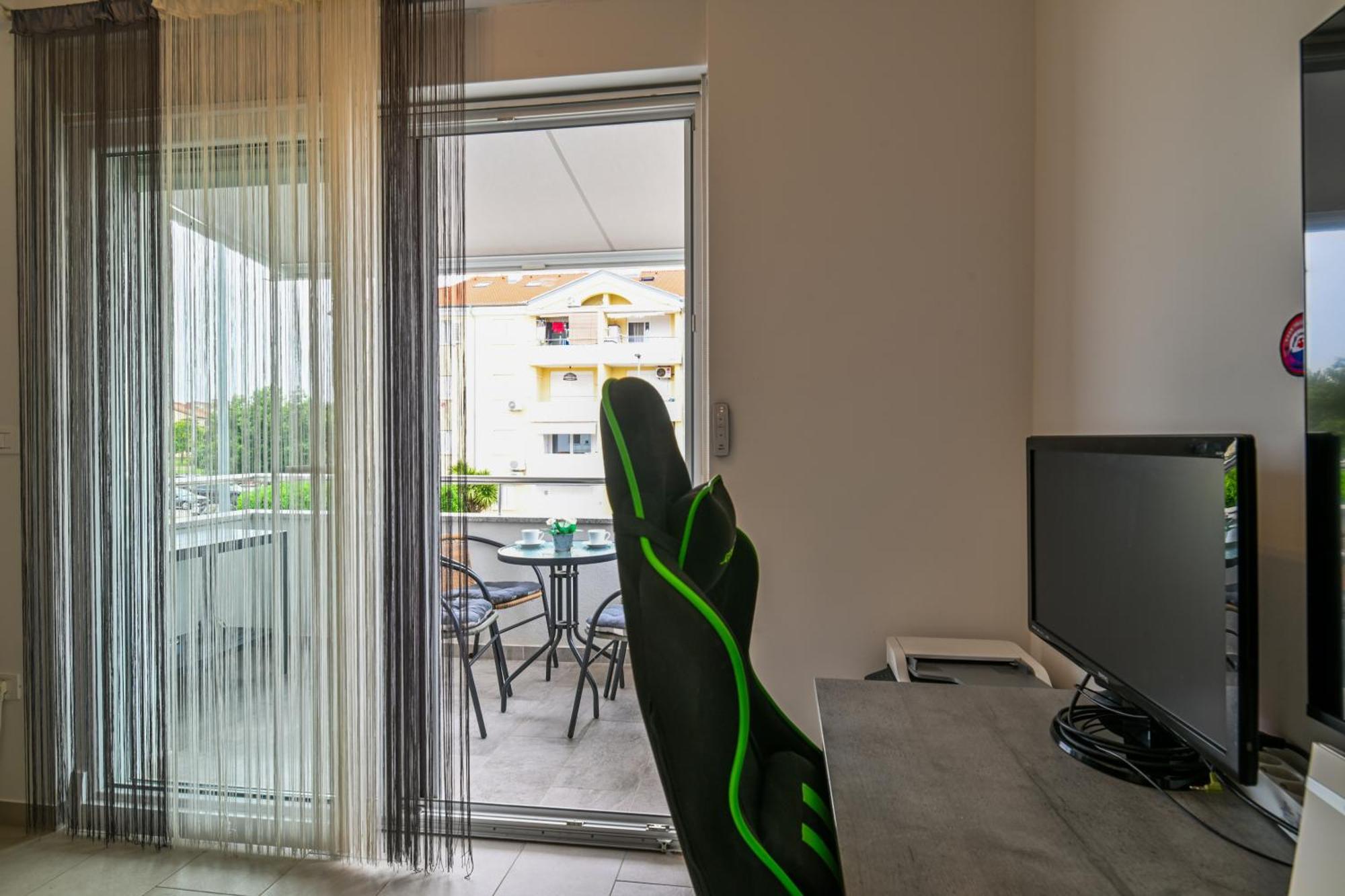 Apartment Uma อูมัค ภายนอก รูปภาพ